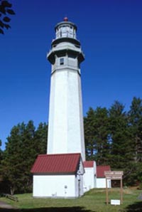 GraysHarborWestportLightNpsPhoto2000